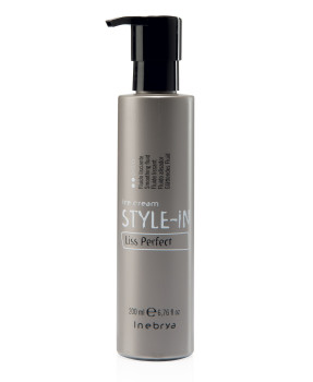 Флюїд для випрямлення волосся Inebrya Go Sleek Liss Perfect, 200 мл Флюїд для випрямлення волосся Inebrya Go Sleek Liss Perfect, 200 мл